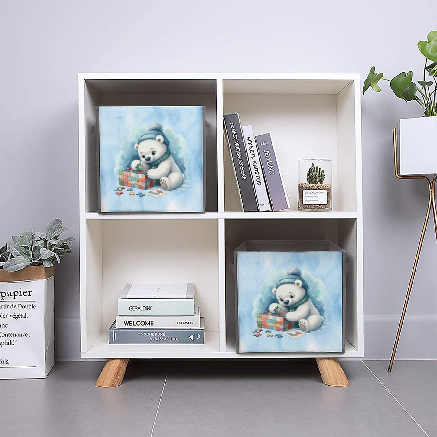 Winter Baby Bear Folding Storage Bin