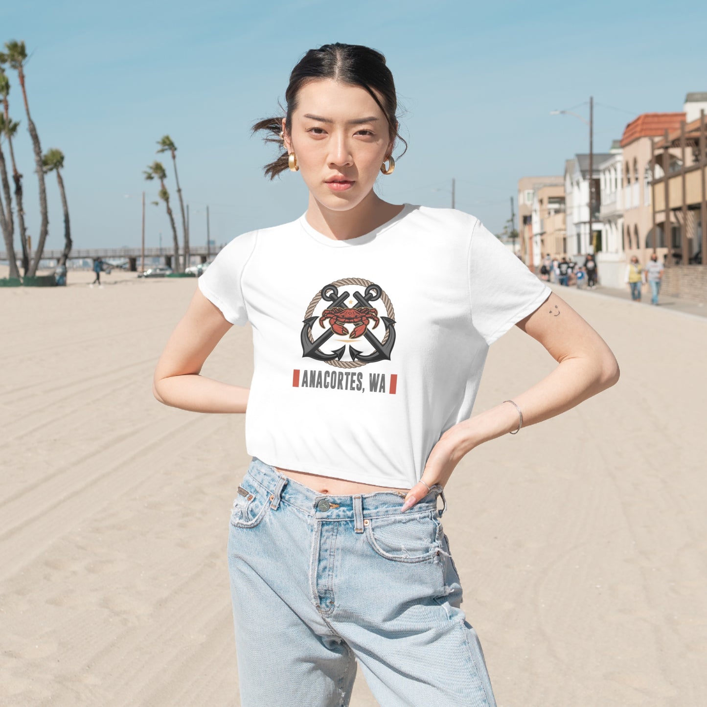 ANACORTES CRAB Women's Flowy Cropped Tee