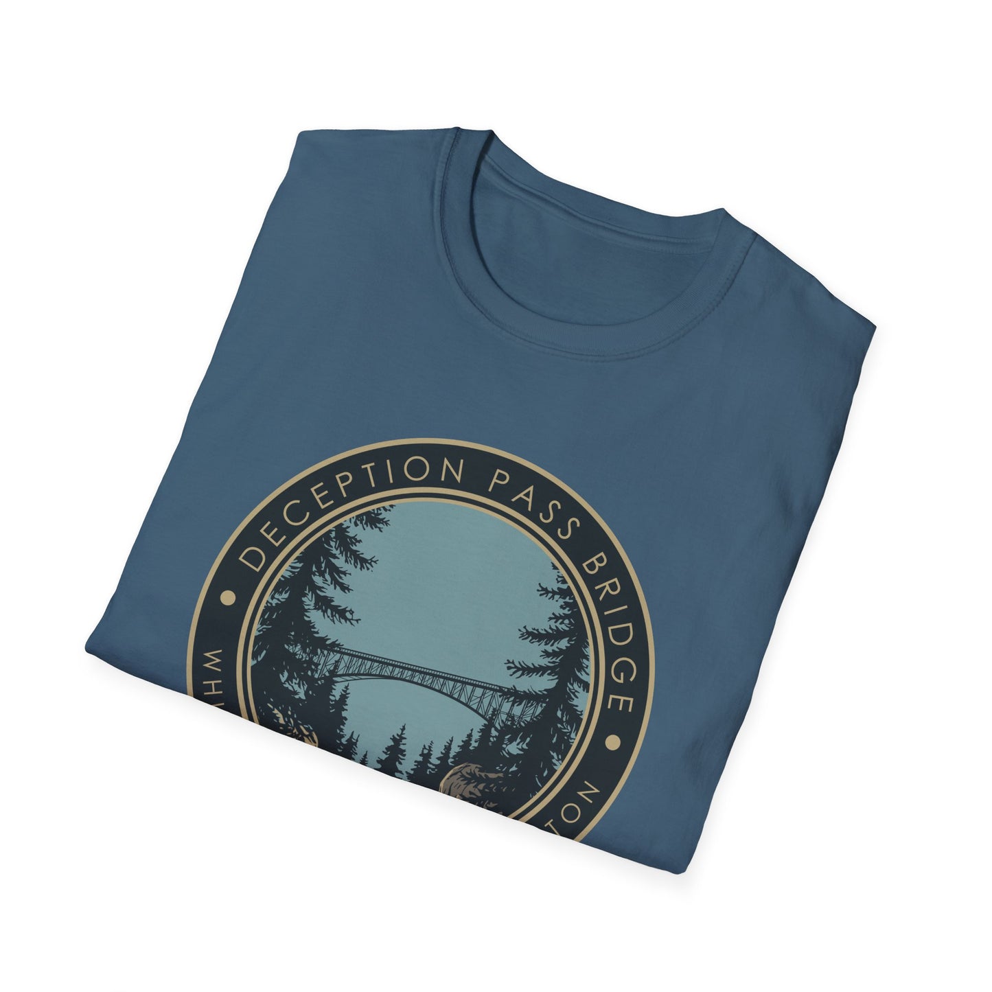 DECEPTION PASS BRIDGE, LOOKOUT Unisex Softstyle T-Shirt