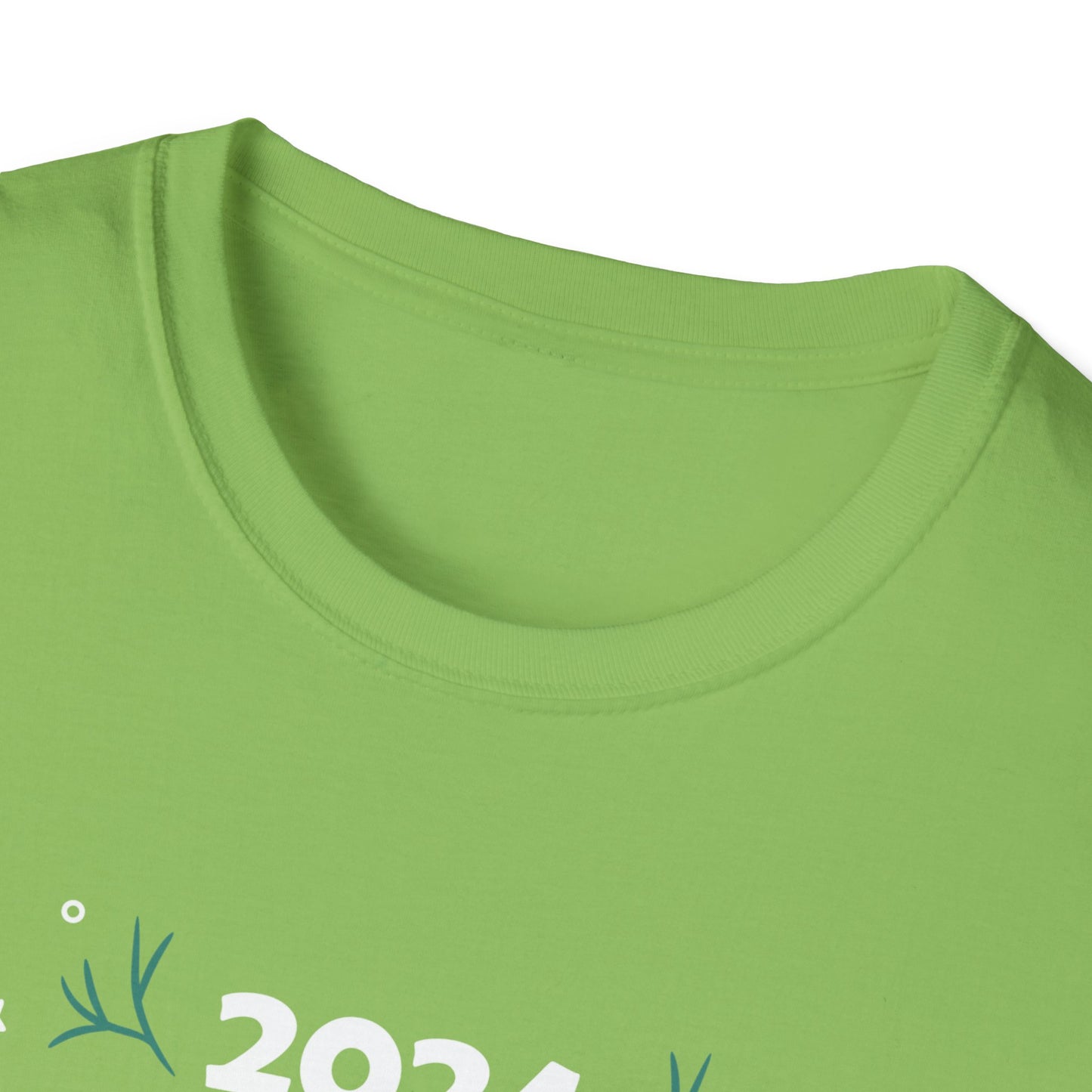 FAMILY CHRISTMAS 2024 HOLLY Unisex Softstyle T-Shirt
