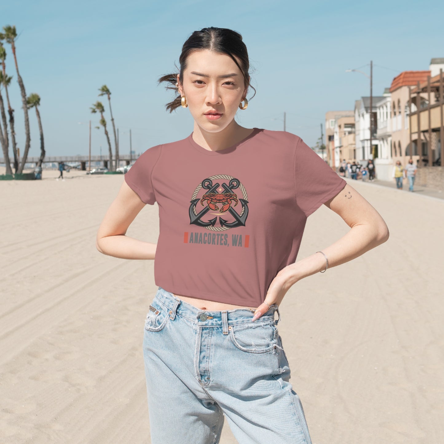 ANACORTES CRAB Women's Flowy Cropped Tee