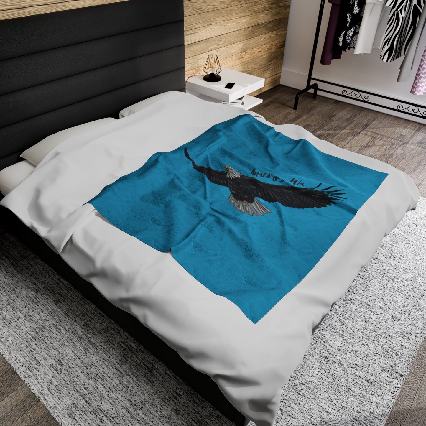 Anacortes Eagle Velveteen Plush Blanket