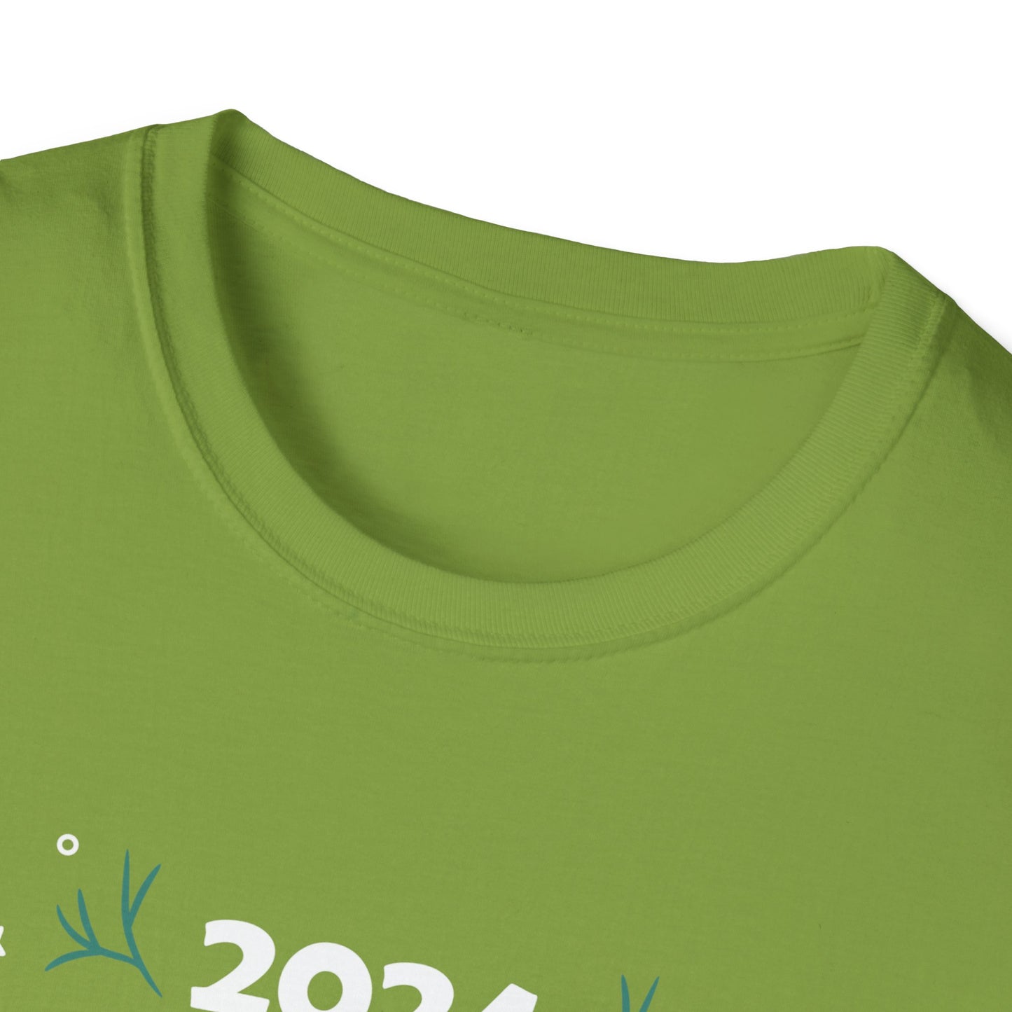 FAMILY CHRISTMAS 2024 HOLLY Unisex Softstyle T-Shirt
