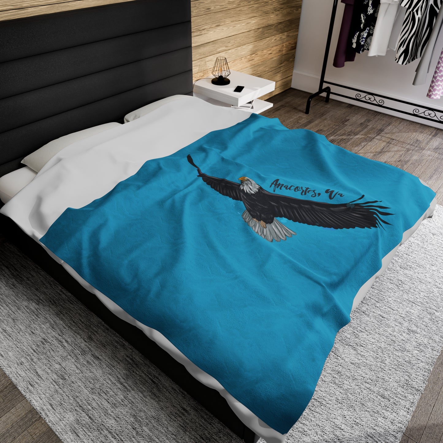 Anacortes Eagle Velveteen Plush Blanket